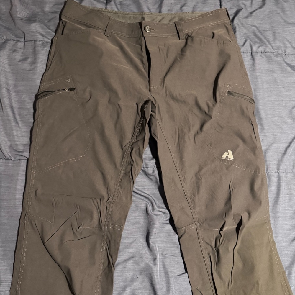 Eddie Bauer Men's Cargo Pants